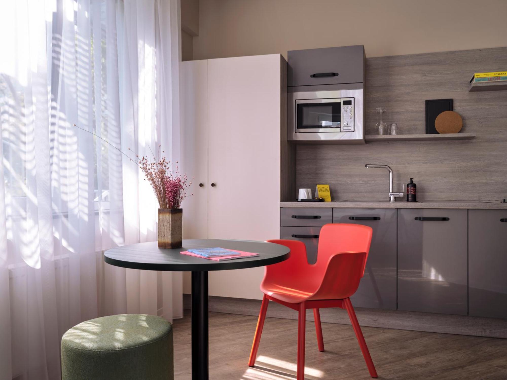 Stayery Suelz 4* Cologne